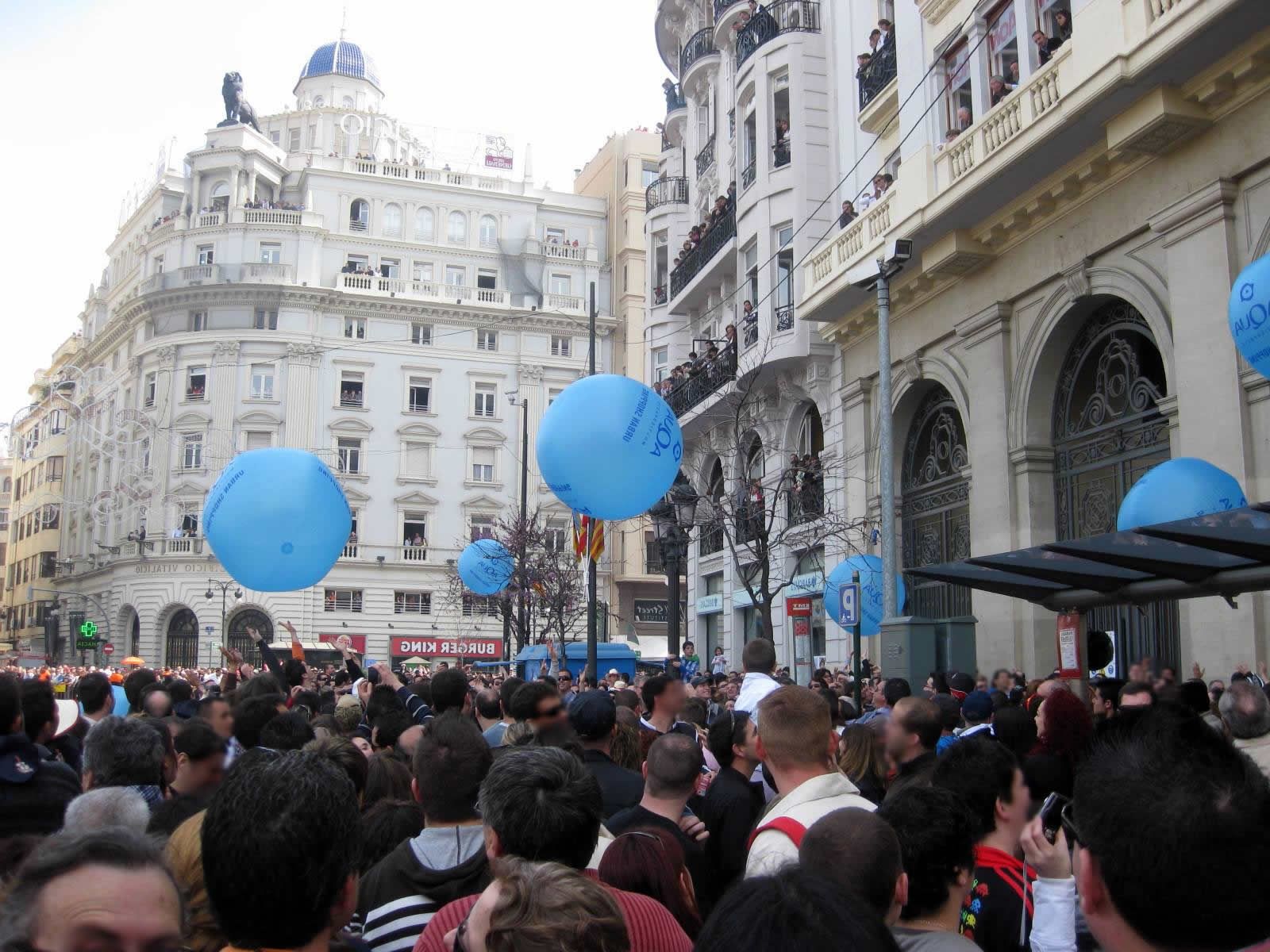 GLOBOS PARA LANZAR EN EVENTOS